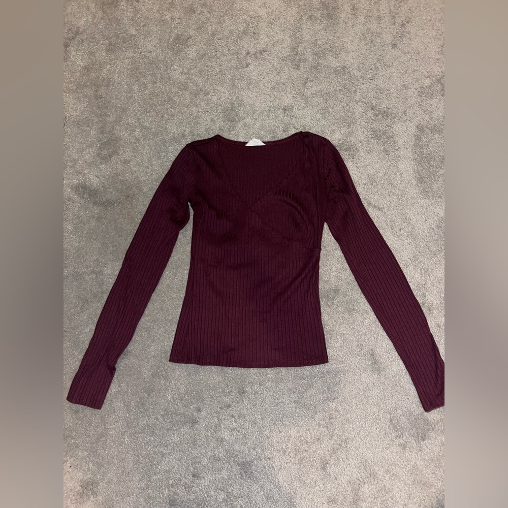 Burgundy ribbed long sleeve shirt size small wrap front